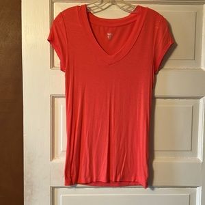 Light pink short sleeve top, very soft and comfortable size Small